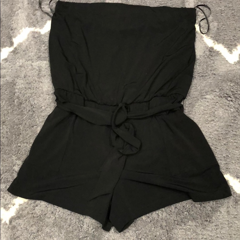 Strapless romper
